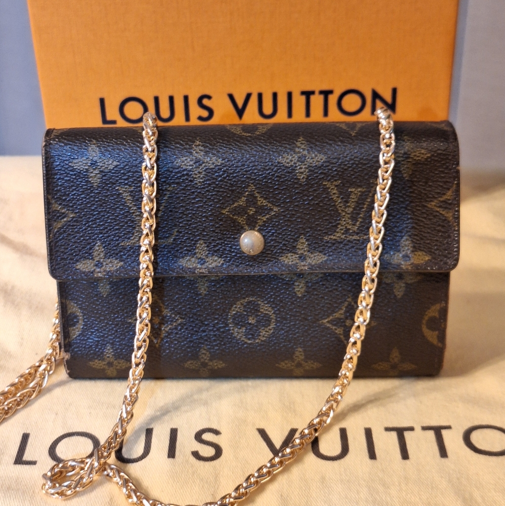 Louis Vuitton Vintage Monogram Wallet